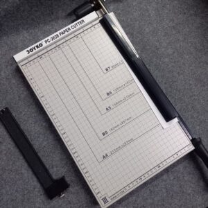Pemotong Kertas / Paper Cutter Joyko F4 PC-2638